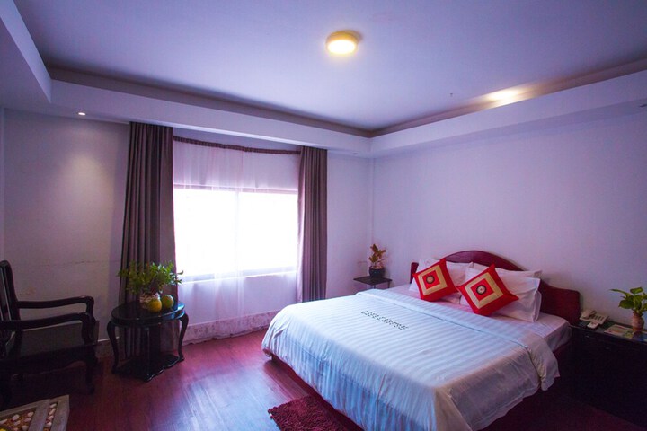 Room 19 of 41