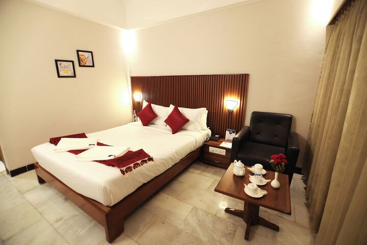 Room 2 of 13