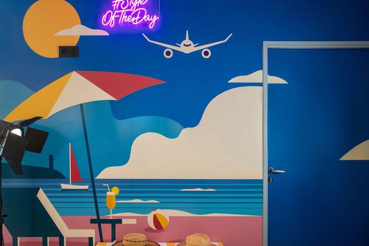 Hotel 77 of 83