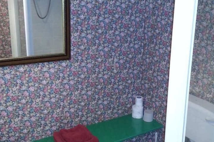 Room 22 of 35