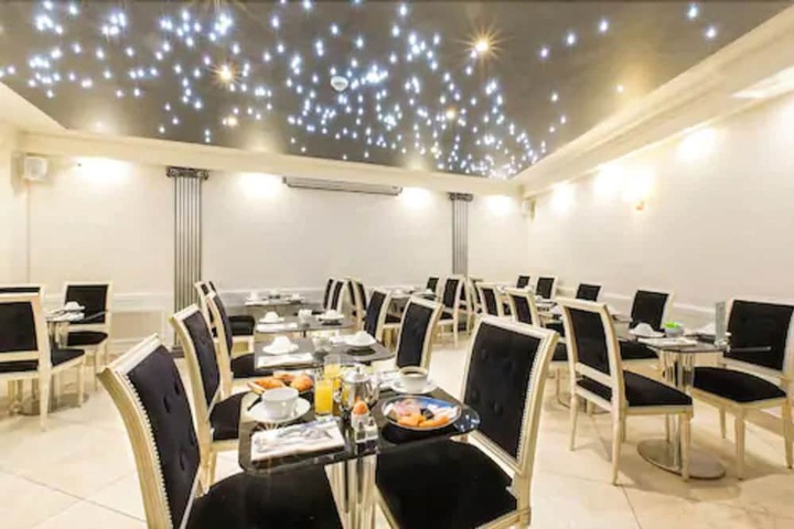 Dining Photos