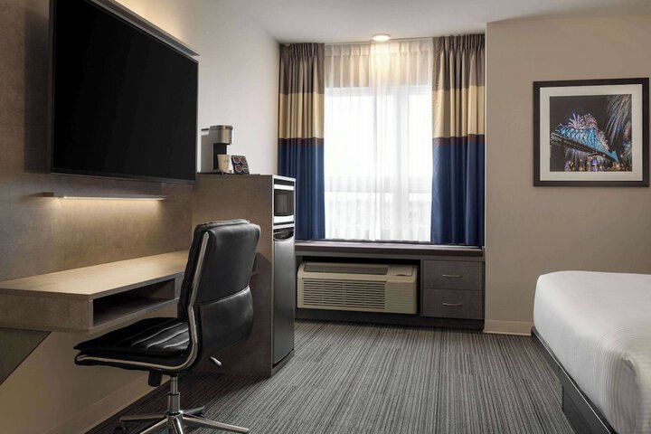 2 Queen Beds (8 of 30)