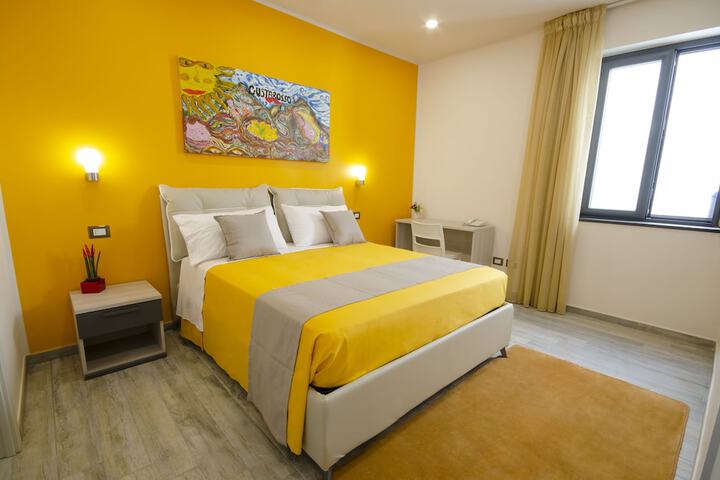 Room 4 of 19