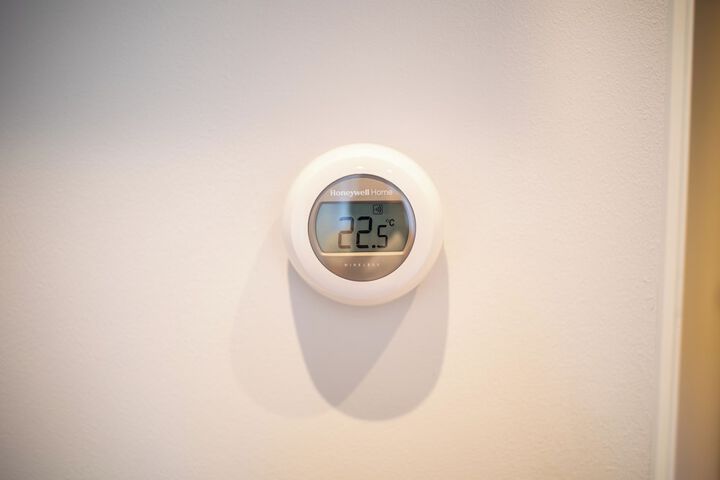 Room 16 of 49