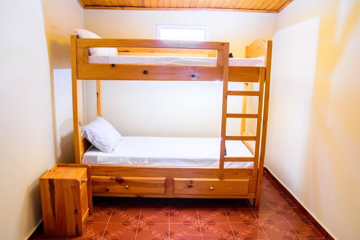 Room 5 of 15