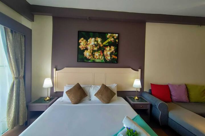 Room 122 of 650