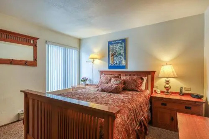 Room 2 of 12