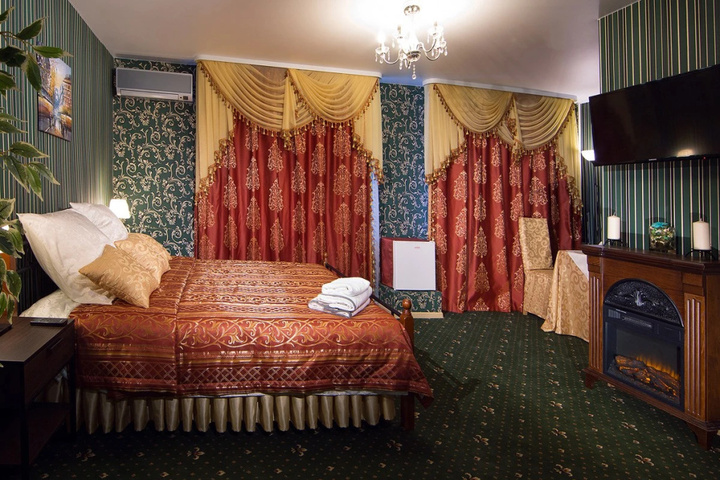 Hotel Avalon