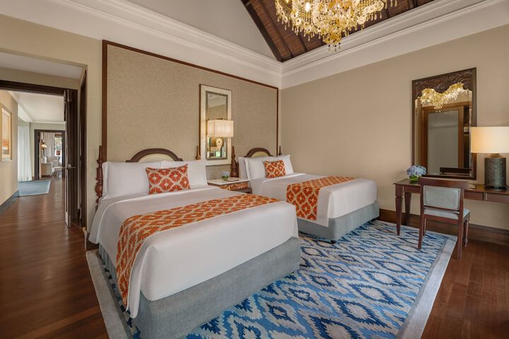 Room 21 of 151