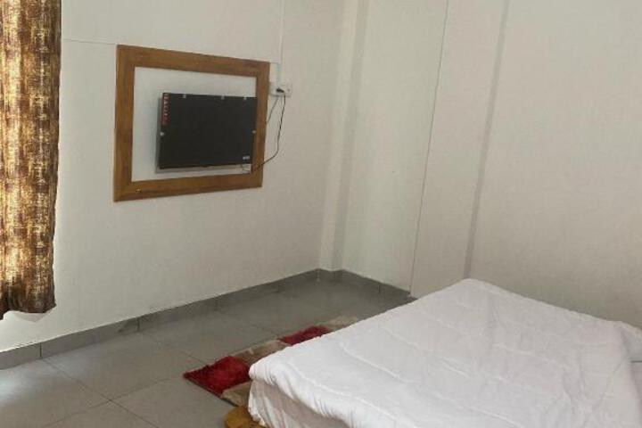 OYO 88411 Hotel Barry Love
