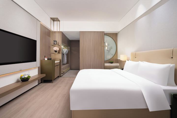 Room 20 of 45