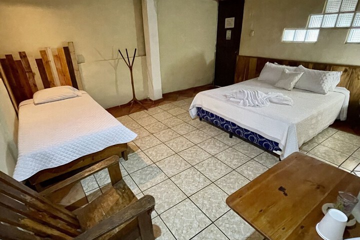 Room 30 of 127