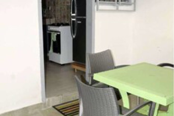 Room 5 of 17