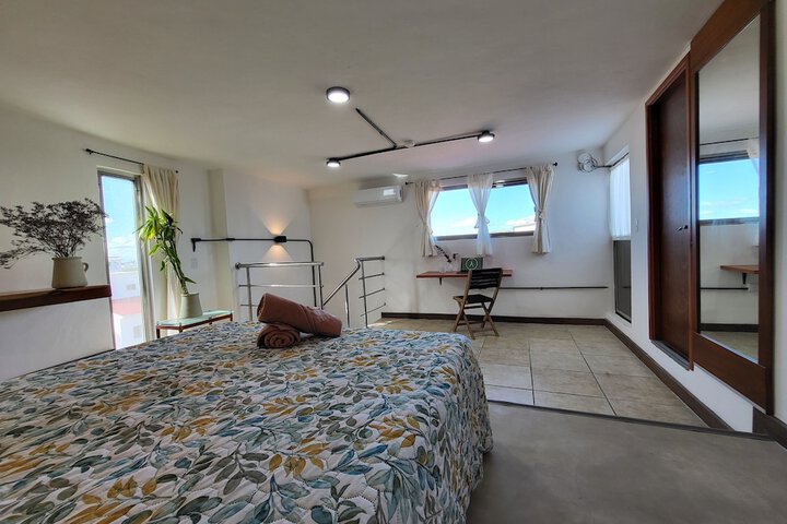 Room 12 of 79