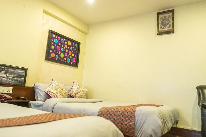 Room 43 of 122