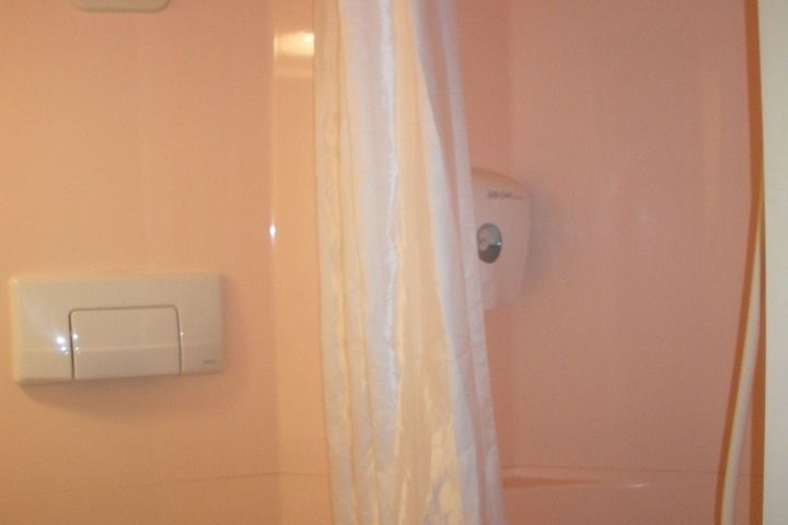 Room 15 of 31