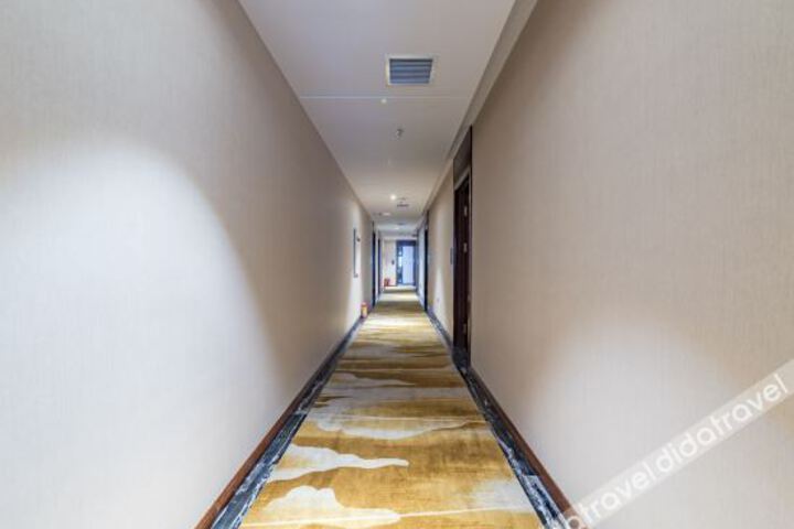 Hotel Interior 5 of 13