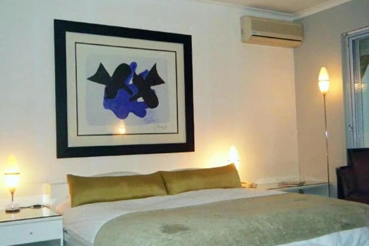 Room 2 of 15