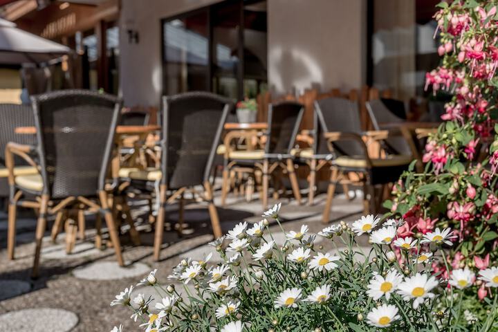 Terrace/Patio 54 of 56