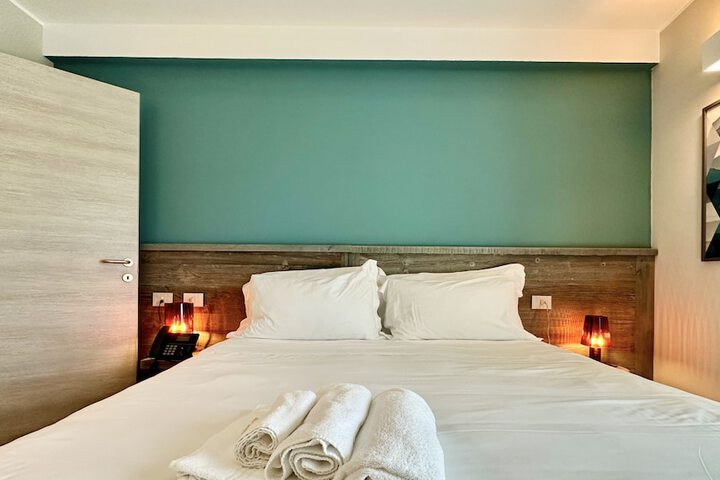 Room 20 of 68