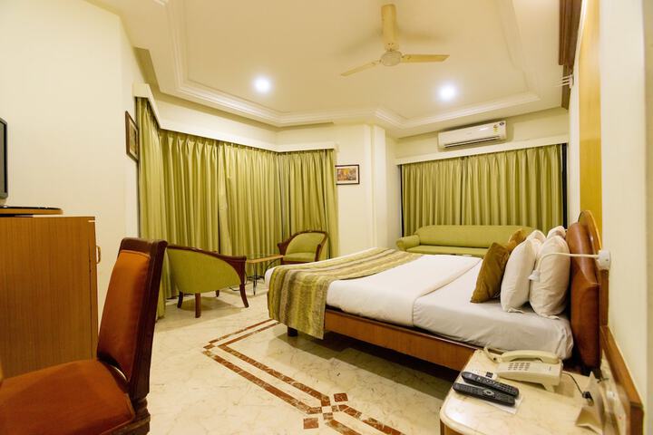 Room 29 of 57
