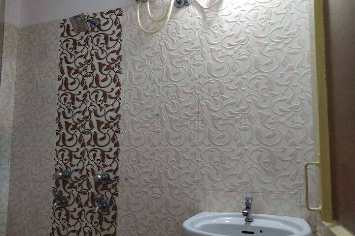 Room 51 of 72