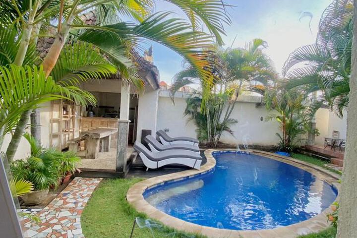Mango 5 Hotel