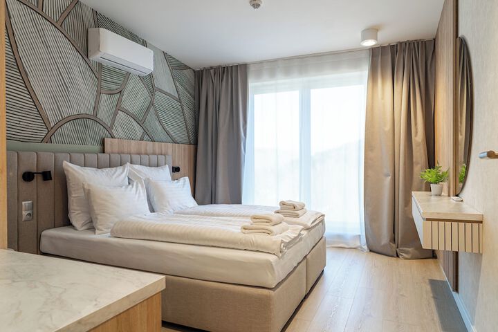 Room 36 of 150