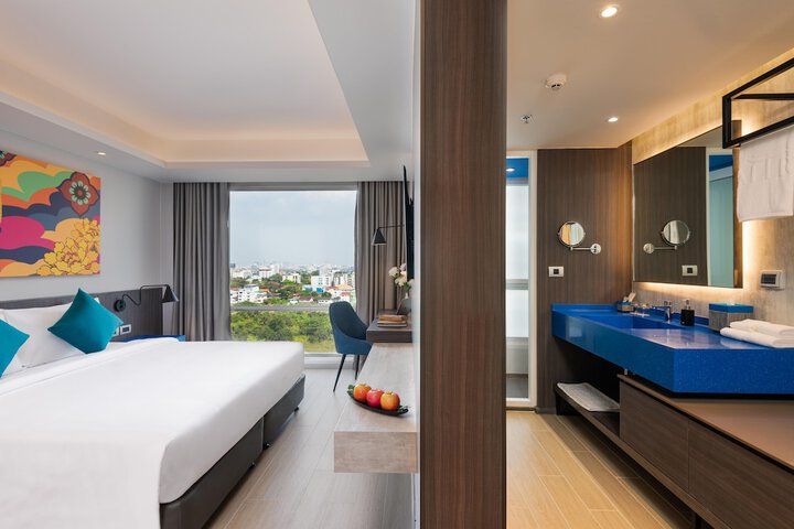 Room 72 of 190