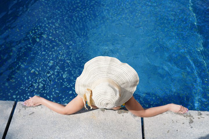 Pool 64 of 156