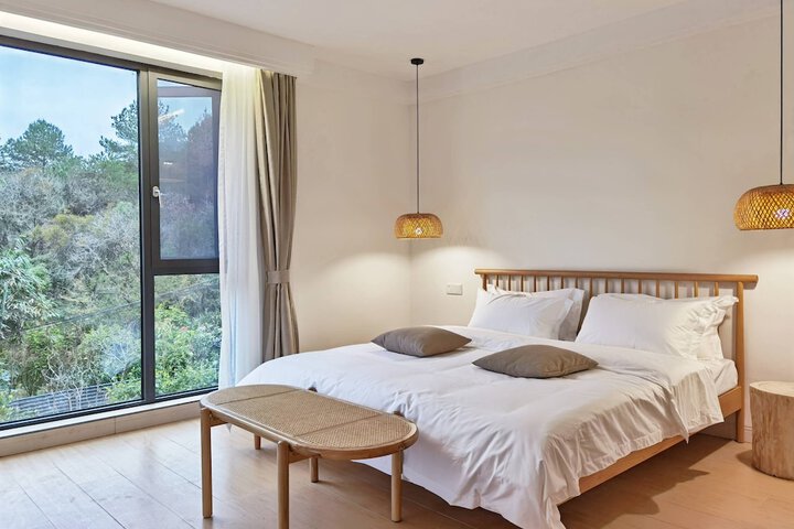 Riverside Retreat Hotel in Guilin