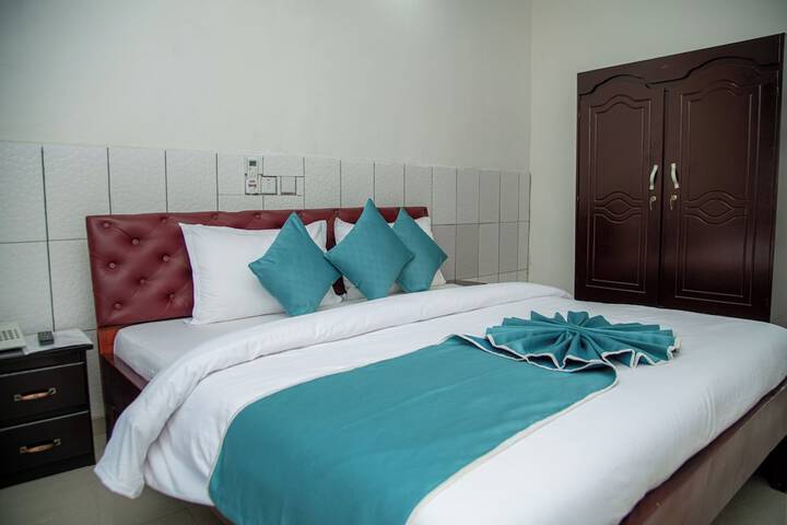 Room 65 of 110