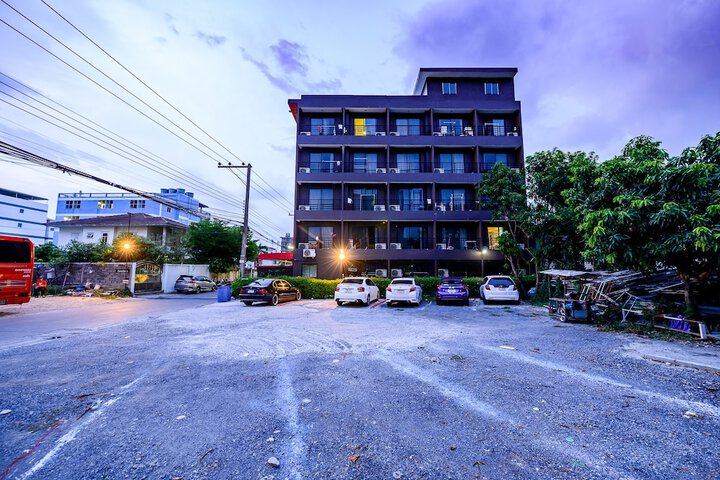 Hotel 154 of 181