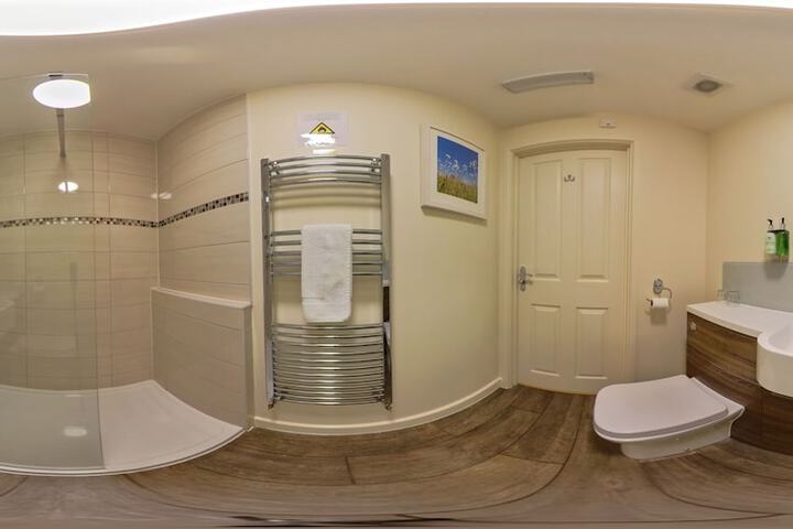 Clean Restrooms