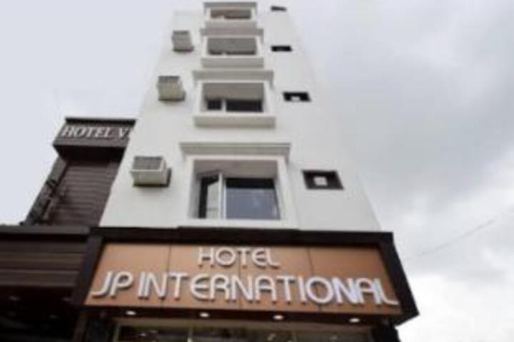 Hotel JP International