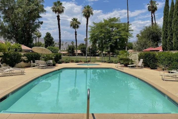 Pool 8 of 22