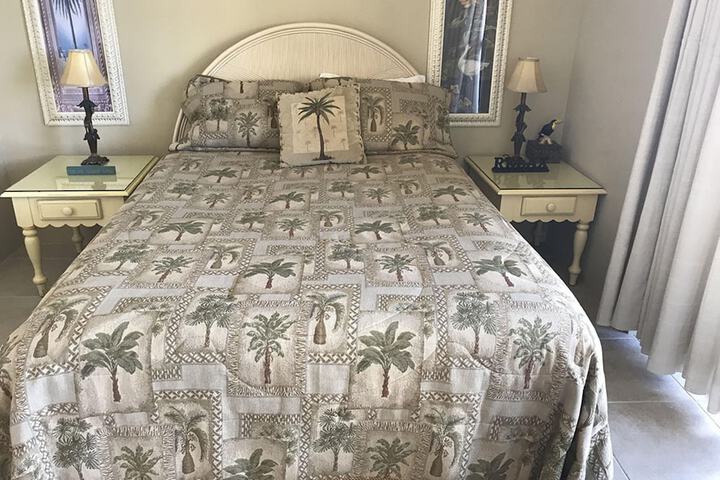 Room 33 of 123
