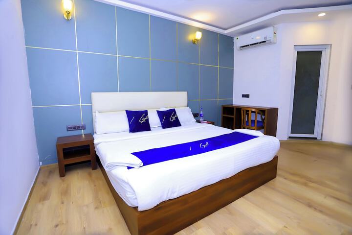 Room 35 of 44