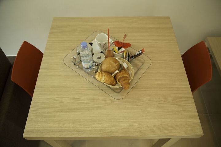 Breakfast/Coffee Service 15 of 21