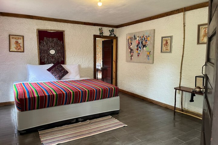 Room 25 of 65