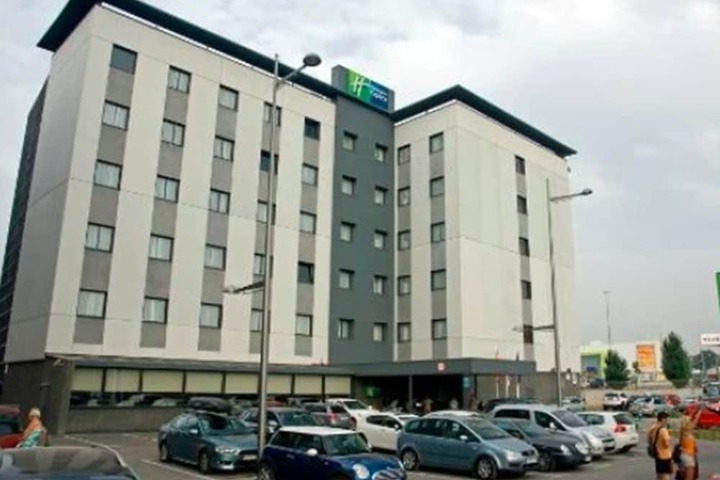 Exterior Photo