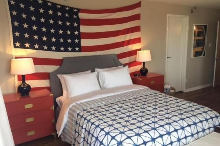 Room 15 of 49