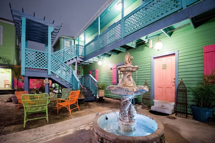 Hotel Exterior 94 of 102