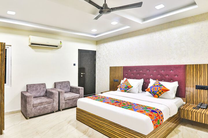 Room 8 of 26