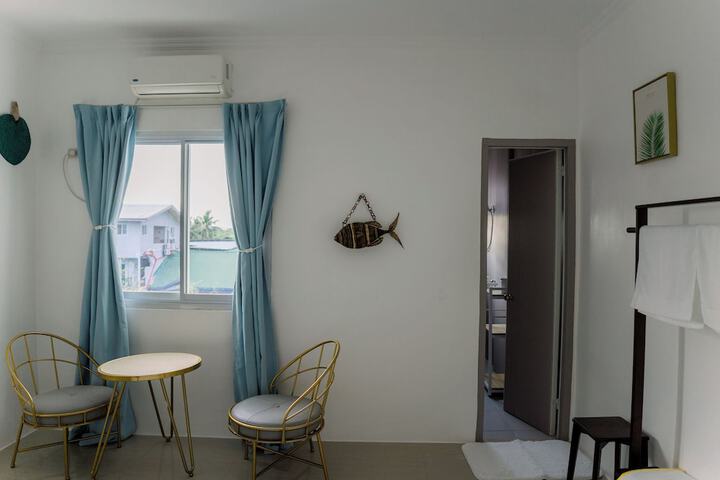 Room 28 of 44
