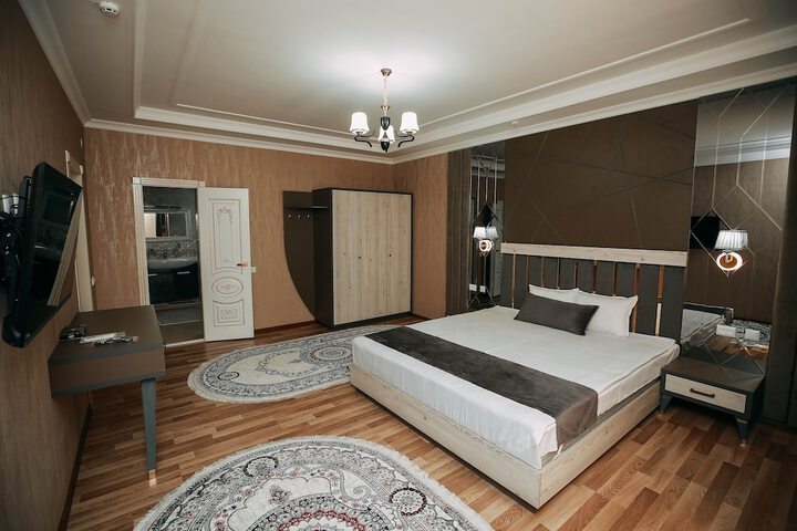 Room 14 of 41