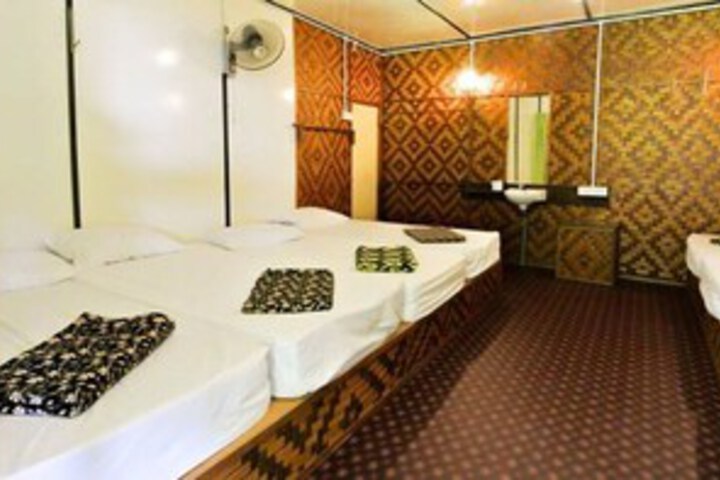 Room 17 of 19