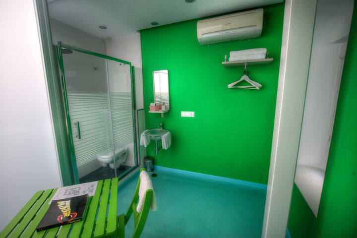Room 30 of 50