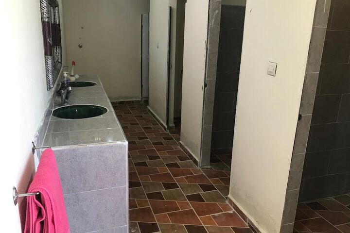 Room 14 of 39