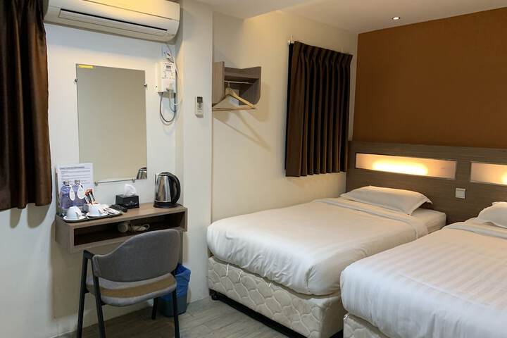 Room 35 of 58